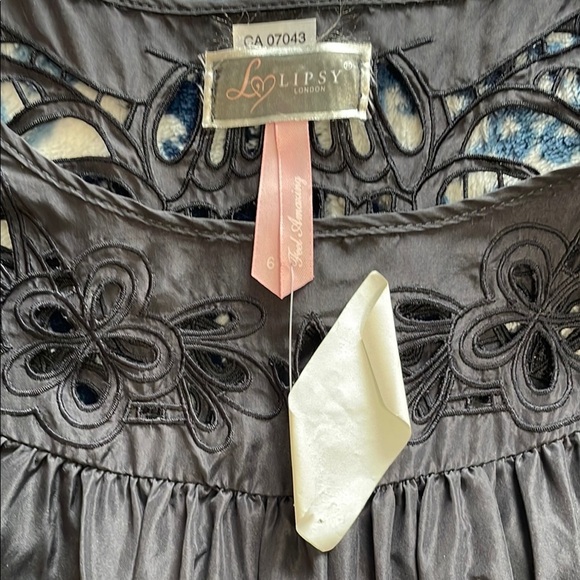 Gray Baby Doll Mini Dress Cut Out Floral Design Front & Back 100% Silk Size 6 - Picture 10 of 10